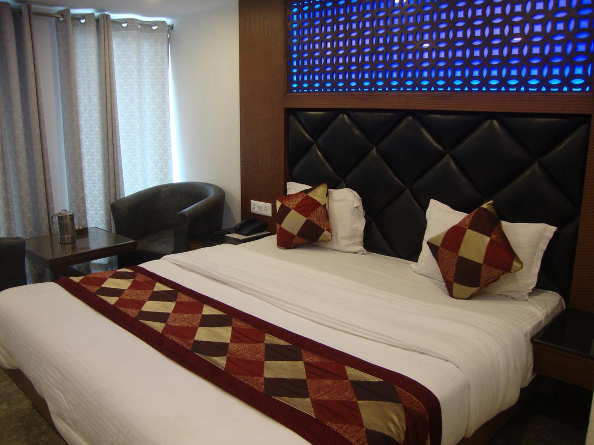 Hotel Hamers International Mussoorie Kültér fotó