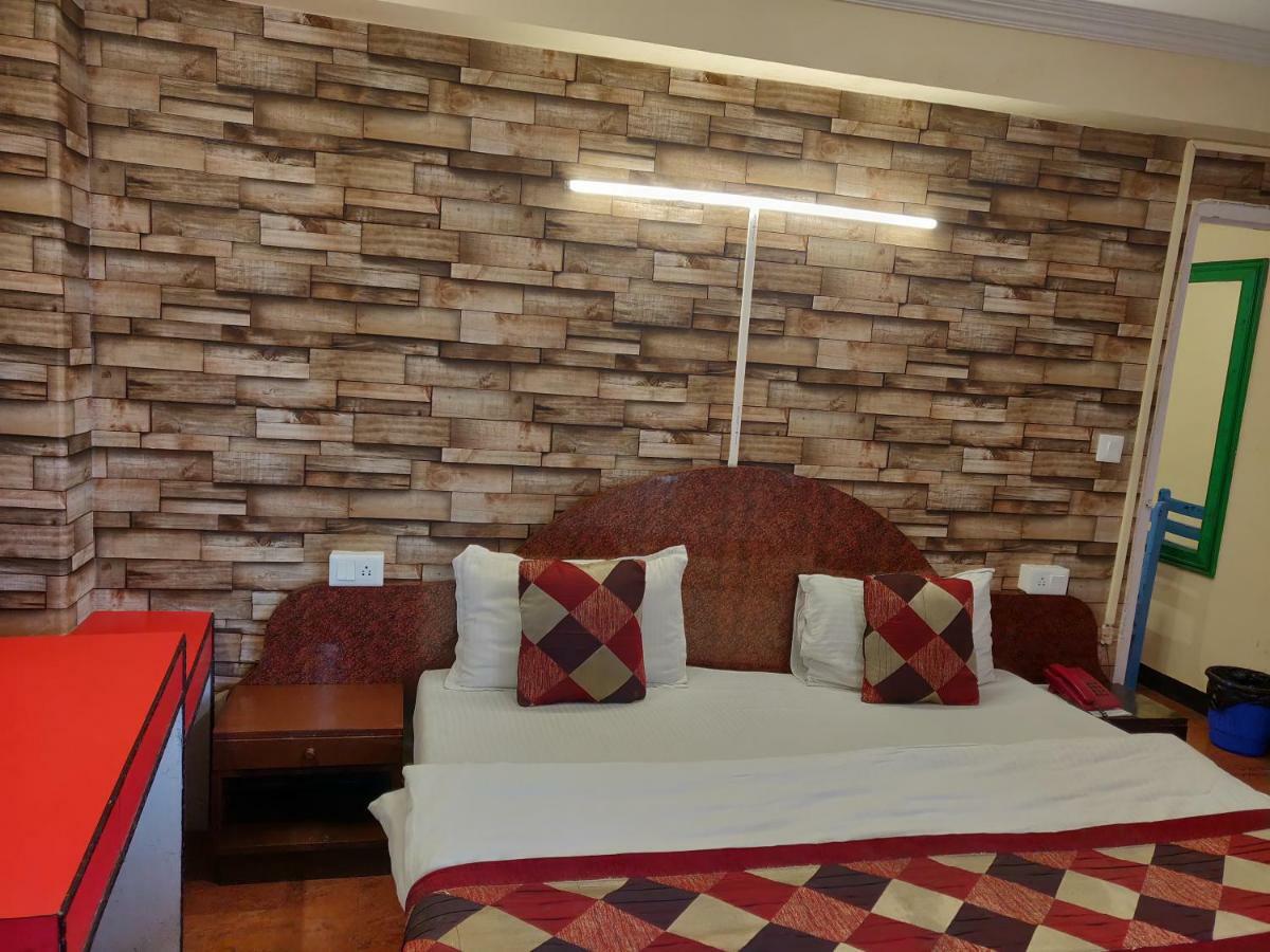Hotel Hamers International Mussoorie Kültér fotó