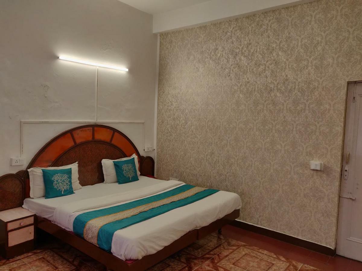 Hotel Hamers International Mussoorie Kültér fotó