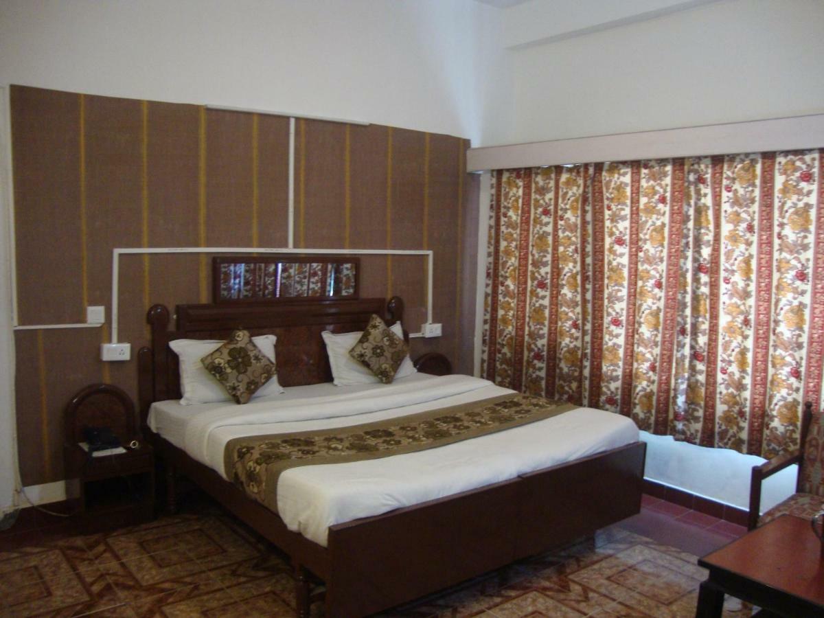 Hotel Hamers International Mussoorie Kültér fotó