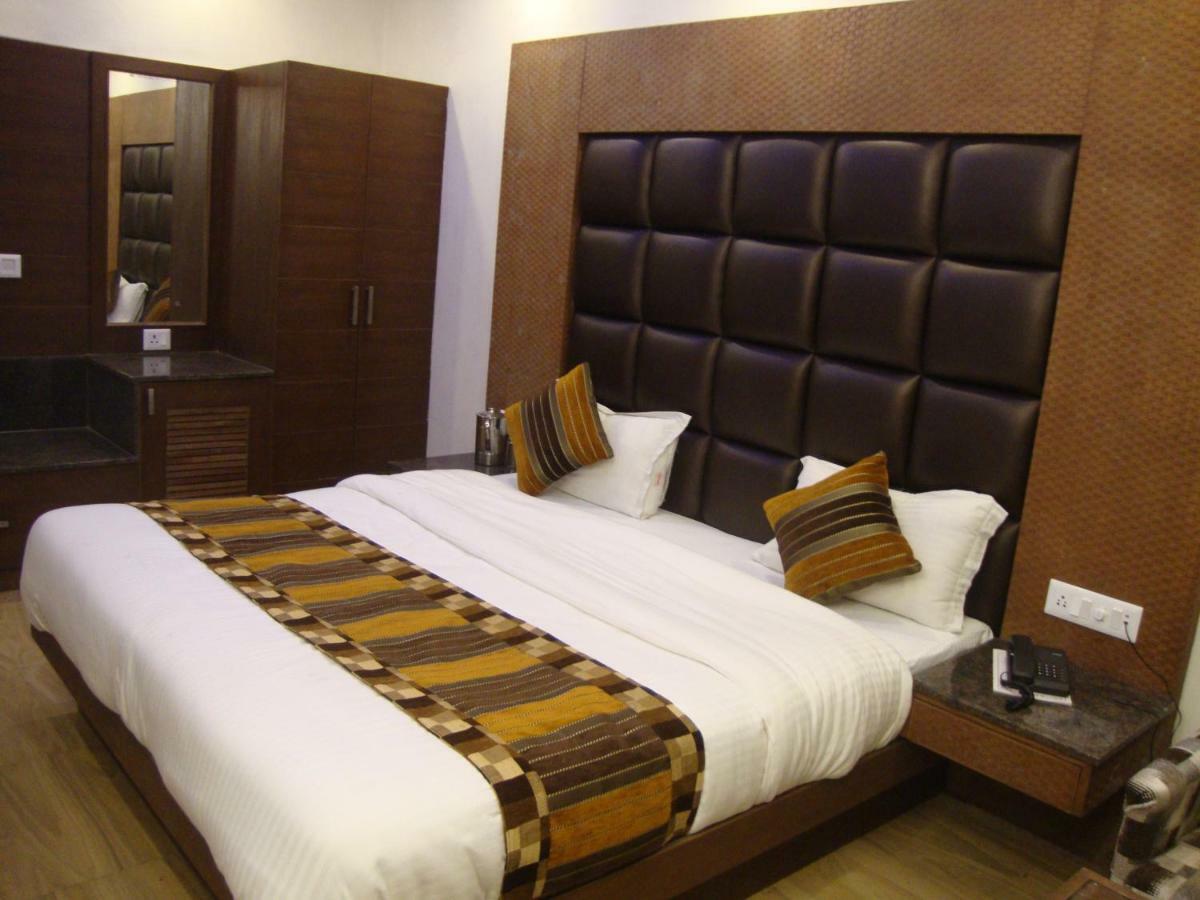 Hotel Hamers International Mussoorie Kültér fotó